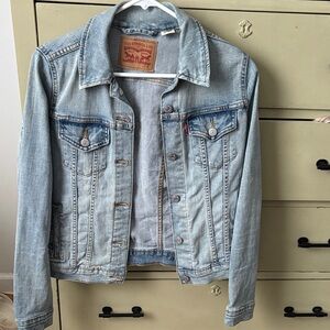 Levi's Classic Light Blue Jean Jacket